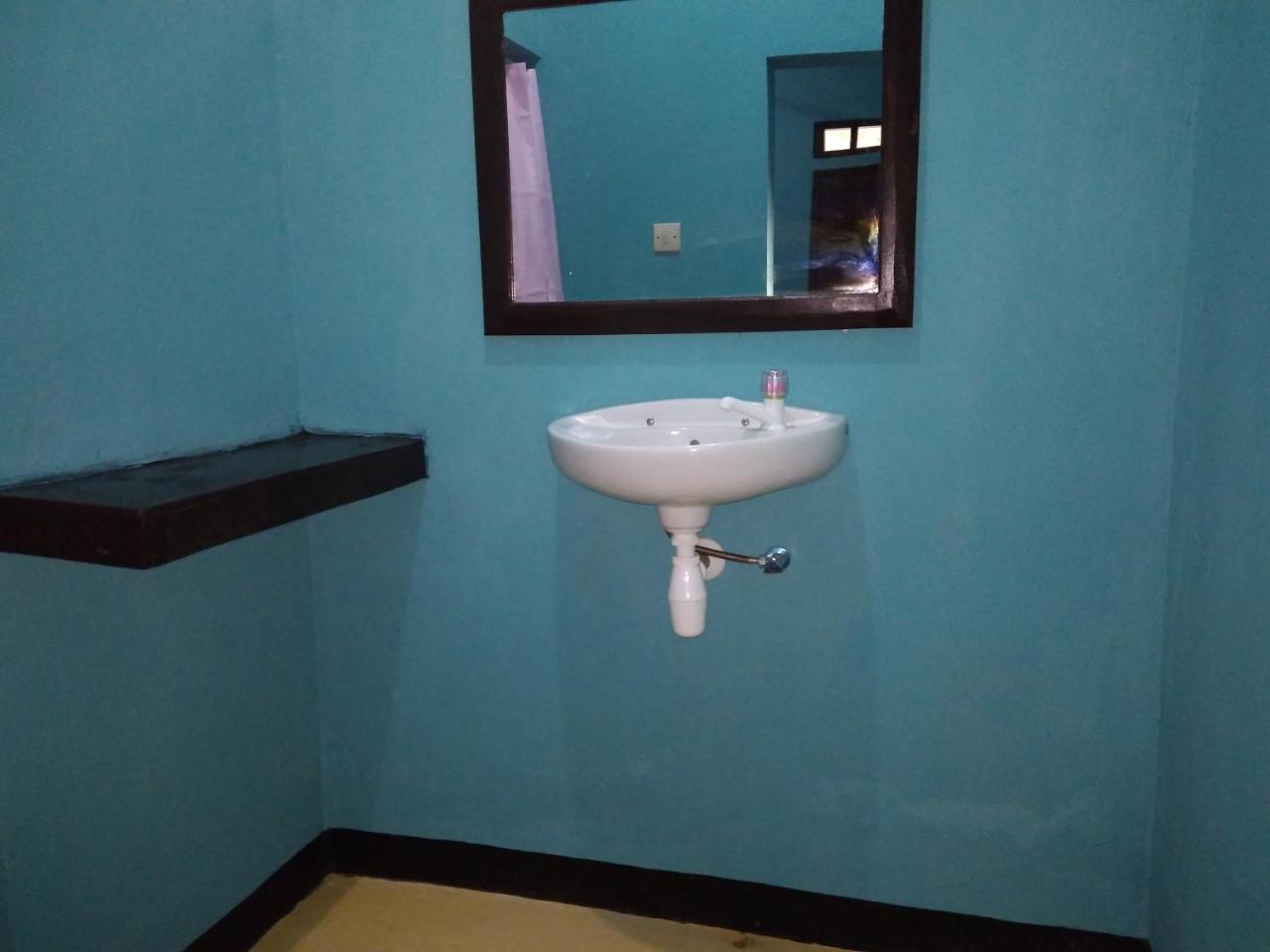 Breeze Hostel Kuta  Kültér fotó